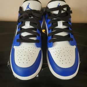 6y Airjordan1 low white/royal black